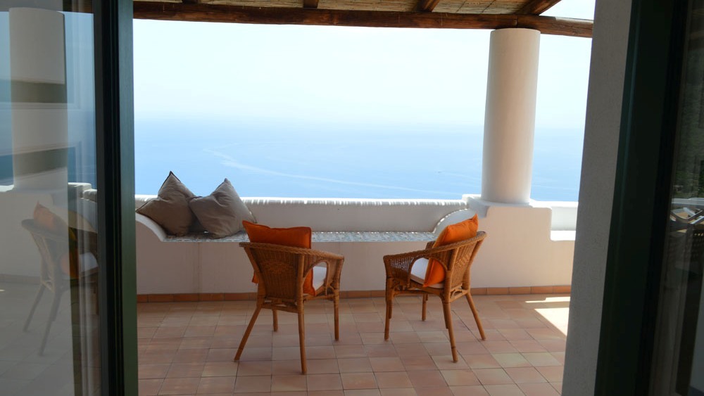 Orizzonte Relais, typical Aeolian houses in Salina